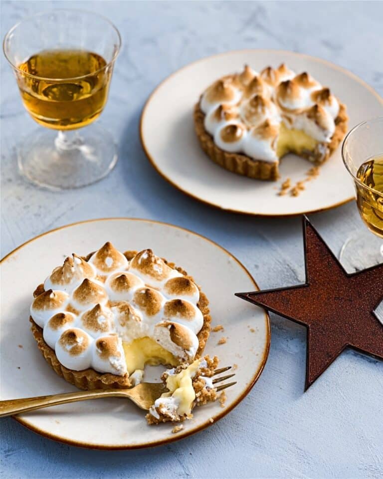 Christmas Meringue Pies with Citrus Curd Recipe
